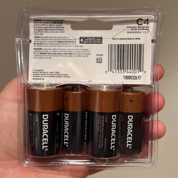 Duracell Coppertop C Batteries, 4 Count Pack - Picture 2 of 3